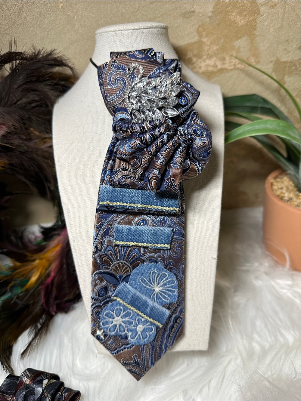 100% Silk necklace tie